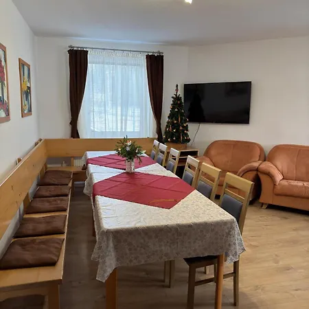 Rekreačný Dom Roháče *